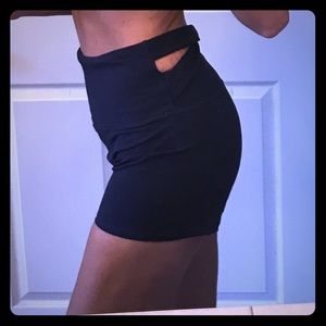 NWT high waisted exercise shorts, L